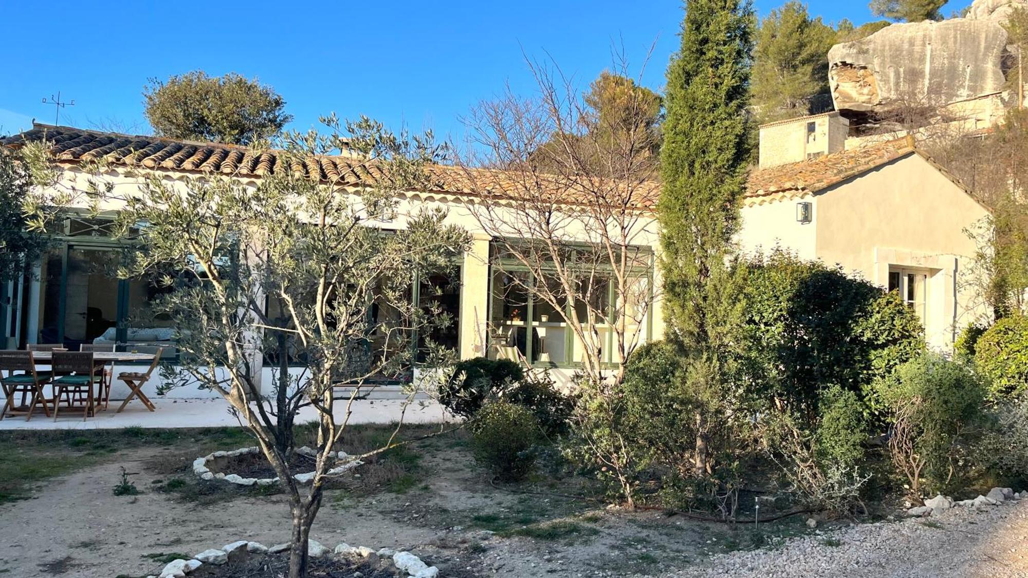 Maison Aux De Provence Holiday home *