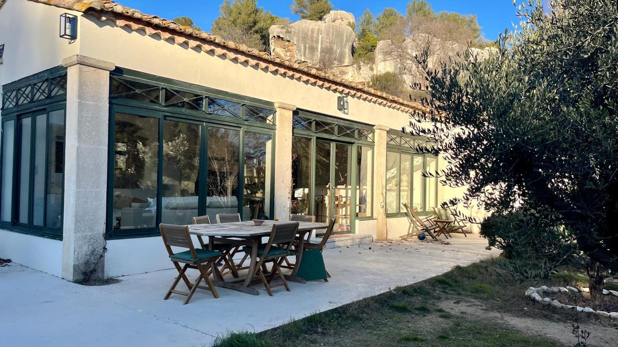 Holiday home Maison Aux De Provence